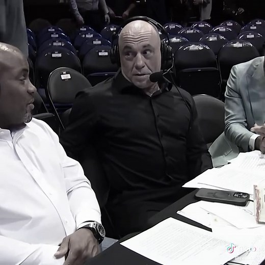 Ilia Topuria Reacts to Charles Oliveira's UFC Loss