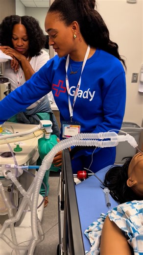 And, just like that, Kayla Mitchell, BSN, RN, CCRN attended and actively participated at the Diversity CRNA 2025 Information Session & Airway Simulation Lab Workshop hosted at Emory University Kayla was selected for the Mock Interview Panel critiqued by 4 Nurse Anesthesia Program Directors with hands-on airway simulation lab workshop before applying to CRNA Programs. "You can't be, what you can't see" ~Marian Wright Edleman #diversitycrna #futurecrna #immersionmodel | Diversity in Nurse Anesthes