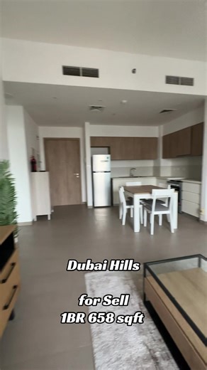 DM📲 . . . . #dubai