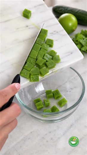 If you’re always hungry and end up snacking on sweets, make this satisfying gel water