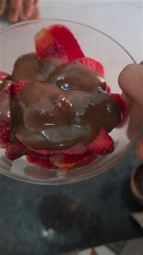 cholate strawberry 🍓🍓🍓 #youtubeshorts