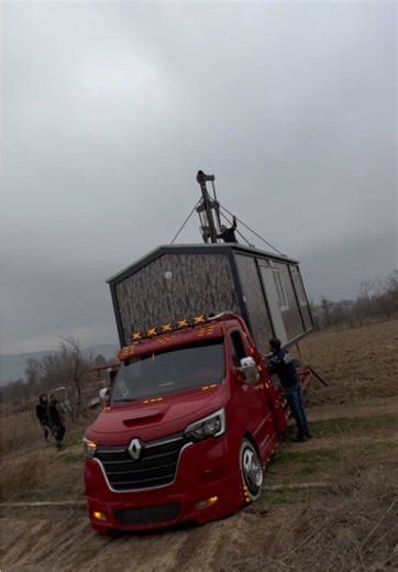 Unveiling the Charm of EH SENİ BEE