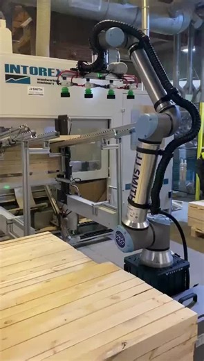 Universal Robots | Meet ‘Robbie’ the robot 👆 He depalletizes pieces of wood so you don’t have to. Great work from everyone involved in this solution: 👏... | Instagram