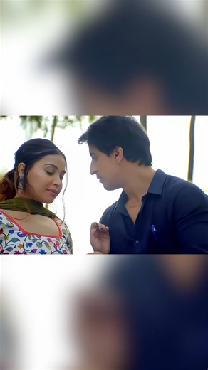 𝗠𝗢𝗢𝗙𝗟𝗜𝗫𝗔 💫 on Instagram: "1997년 개봉한 영화 Titanic은 잭과 로즈의 운명적인 사랑을 통해 비극 속에서도 오래 남는 감정의 깊이를 보여주는 작품입니다. 화려한 연출보다 인물의 감정에 더 집중한 제임스 카메론 감독의 스타일은 지금 다시 봐도 묘하게 가슴을 울리죠. 배가 침몰하는 장면이 아닌, 두 사람이 서로를 바라보던 순간들이 더 강하게 기억에 남는 영화이기도 합니다. 이 감정을 완성해주는 곡이 바로 셀린 디온의 *“My Heart Will Go On”입니다. 처음 들으면 잔잔한데, 어느 순간 자연스럽게 가슴이 벅차오르는 느낌을 줍니다. 특히 후반부의 고조되는 보컬은 영화 속 잭과 로즈의 마지막 장면과 겹쳐지면서 괜히 마음이 서늘해지기도 하고요. 많은 분들이 “이 노래가 나오면 왜 그 장면이 자동으로 떠오르는지 모르겠다”고 말하는데, 그만큼 영화와 음악이 자연스럽게 엮여 있는 곡입니다. 1998년 아카데미 주제가상을 비롯해 여러 상을 휩쓴