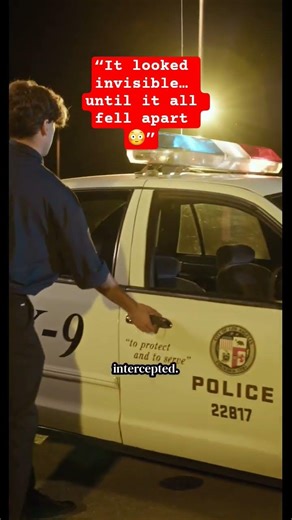 “It looked invisible… until it all fell apart 😳”