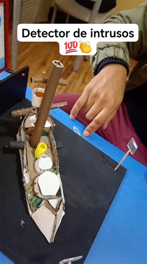 Nuestros niños del segundo módulo de la Cuidad de Puno ya tienen listo su primer sensor 👏 Ahora su tesoro está resguardado por su sensor de intrusos!! #roboticaeducativa #sensores #electronica #STEAM | RobotiCraft