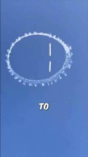 Pilot Draws a Smiley Face in the Sky ✈️ #shorts