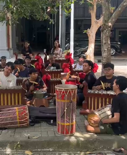 gegangsarang paksiring 🌺✨ #gegangsaran #cgs #karawitansmeksa #cakhragniswara #fyppppppppppppppppppppppp