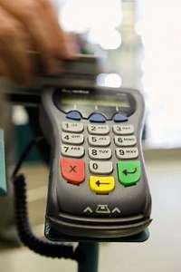 What Kind of Phone Lines Are Needed for Credit Card Machines?