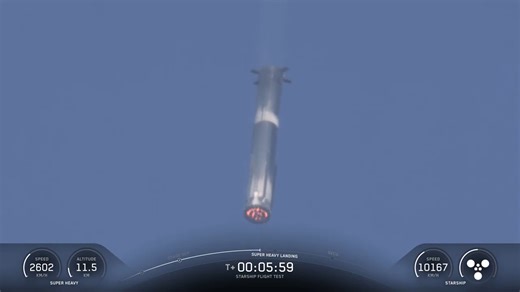 直击星舰第11次试飞：超重火箭在美国湾溅落，为下一代助推器收集数据_腾讯新闻