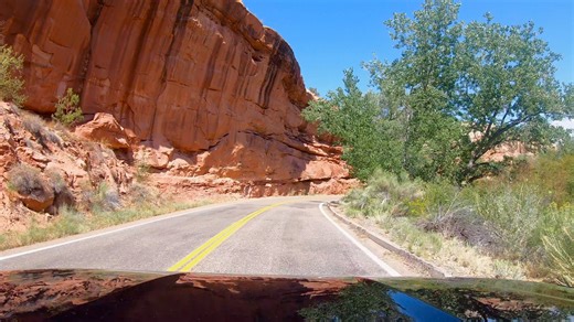 Utah State Route 12. Please note all videos on this page were taken by myself and my wife on our road trips in the USA and Canada. | Just Drive America