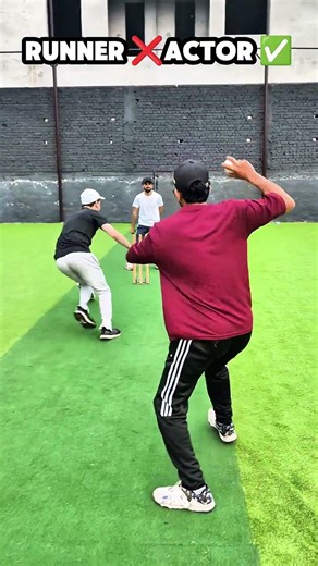 Actor aisa kis kis team Mai hai 😂#viral #cricket #foryou #trending #shorts #comedy #fun #enjoy #out