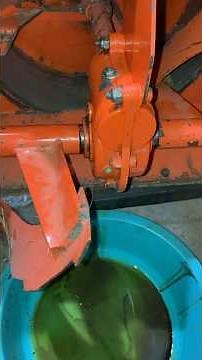 How to change gear box oil #kubota #tractor #Maintenance #tractorvideo #tractors #snowblower #easy￼