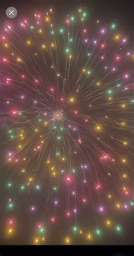 The real pyro #fireworks #fireworksdisplay #fireworksshow #pyro #pyrotechnics