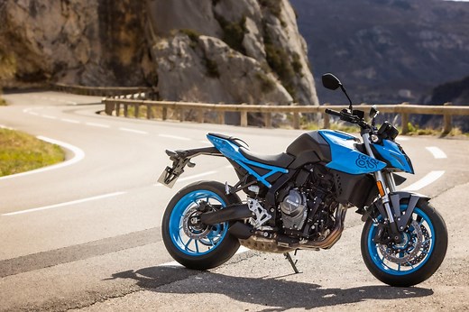 SUZUKI GSX-8S (2023 - on) Review