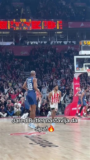 Jared Butler šutira 6/7 za tri poena! #kosarka #crvenazvezda #kkcrvenazvezda #euroleague #viral
