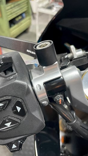 🇯🇵Shiro Nakajima | ミラーホルダー製作。 #apriliars660 @46works | Instagram