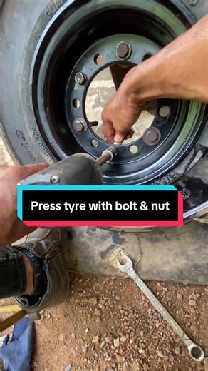Guide to Pressing Tyres with Bolt and Nut Techniques