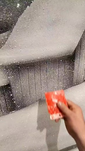 Christmas Tutorial on how to.paint using snow spray #snowgraffiti #snowgraffititutorial #tutorial #diy #christmas