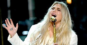 Kesha Delivers Powerful Grammy Performance of ‘Praying’ With Cyndi Lauper, Camila Cabello