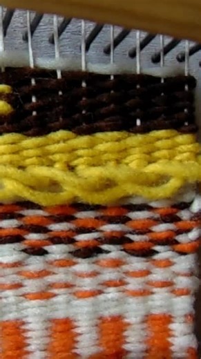 Cómo hacer cuadrados en telar decorativo - Parte 2