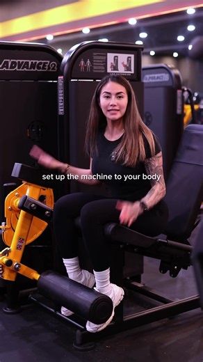 Do Your Leg Extensions Look Like This? 👀 Fix your setup for real quad burn Full 12-Week Program 🔗 in bio. My program shows you step-by-step. #legextension #quadworkout #workoutforbeginners #womensfitness #fitnesstips