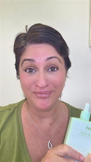 Three and a half months ago, I rang the bell bald🎗️ Today, I’m running my fingers through new hair that’s actually growing back! 💚💫 Stage 4 cancer took so much from me, but it didn’t take my hope. Using the Divi hair serum has helped my scalp come alive again... proof that healing happens one strand at a time. 🌱 If you’re struggling with hair loss from treatment, don’t lose faith... your roots remember how to bloom. 💕 @Divi Scalp & Hair Health #Stage4Cancer #CancerSurvivor #HairGrowthJourne