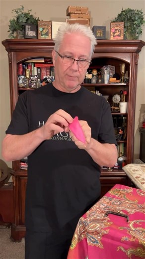 Crazy Change Purse Magic Trick - Tutorial Link in Comments - HalSaxonMagic.com #magician #easymagictricks #magictricks #magictrick | Hal Saxon