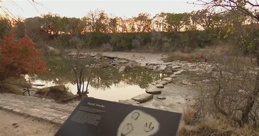 Glen Rose fights proposed power lines near Dinosaur Valley State Park