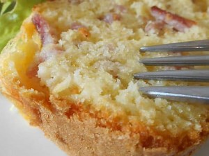 Cake jambon et gruyère