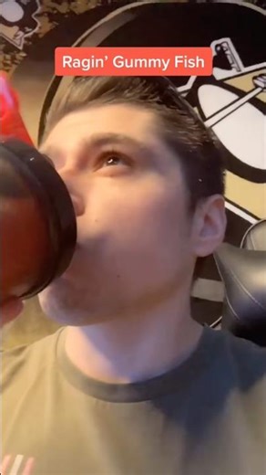 Trying Ragin' Gummy Fish GFUEL For The First Time! 🐟