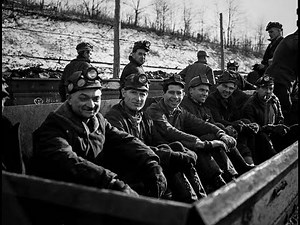 The dangerous lives of Pennsylvania coal miners captured in rare photographs, 1942