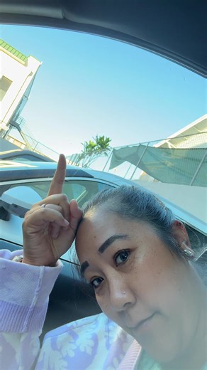 I NEED HELLLLLP!!!! Please help this Hawaii girly out. I have 9 days left and still don’t know. #panicmode #vacation