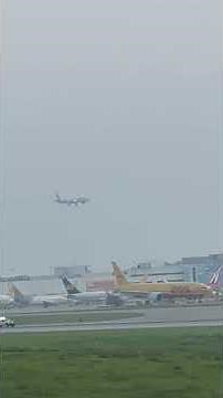 Wild Video Captures Sparks Flying as Kalitta Air Plane Skids on Runway at Kentucky Airport #shorts