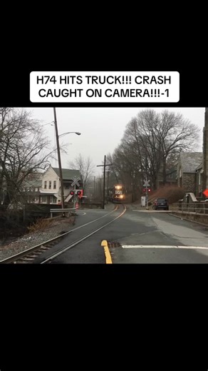H74 HITS TRUCK!!! CRASH CAUGHT ON CAMERA!!!-1