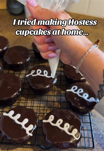 Homemade Hostess Cupcakes Recipe