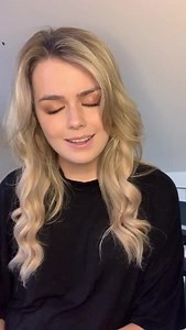 A gift to you all from the fabulous Megan Walsh. 🥰 You’ll find Amazing Grace and other favourite tracks on our new CD 'Celebration'. Available now on our website here: https://bit.ly/2UW4oE4 #HomeIsWhereTheMusicIs #TogetherAtHome 𝑁𝑖́ 𝑛𝑒𝑎𝑟𝑡 𝑔𝑜 𝑐𝑢𝑟 𝑙𝑒 𝑐ℎ𝑒́𝑖𝑙𝑒. 𝑇ℎ𝑒𝑟𝑒 𝑖𝑠 𝑛𝑜 𝑠𝑡𝑟𝑒𝑛𝑔𝑡ℎ 𝑤𝑖𝑡ℎ𝑜𝑢𝑡 𝑢𝑛𝑖𝑡𝑦. | Celtic Woman