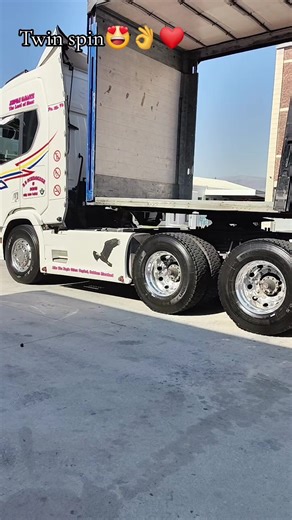 Let's go twin😍😍