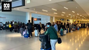 Perth Airport flights to resume after refuelling issue grounded planes, stranding thousands