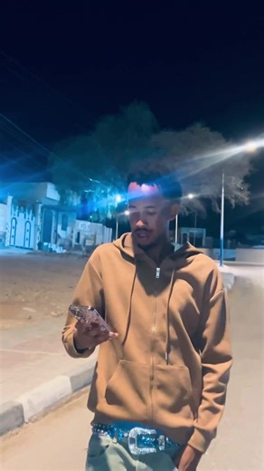 Maxad Rajaanysa Wiilow: Qosol iyo Xusuus