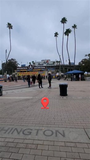 It’s the best day of the month! | Rose Bowl Flea Market