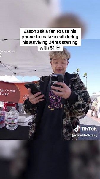 Jason ask a fan to use his phone to make a call during his surviving 24hrs starting with $1 #jasontheween #fyp