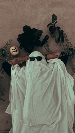 Viral ghost trend: greenhouse edition!👻🌿 Happy Halloween from Bentley Ridge Tree Farm & Nursery! #bentleyridgetreefarm #ghost #ghosttrend #ghostphotoshoot #greenhousevibes | Bentley Ridge Tree Farm & Nursery