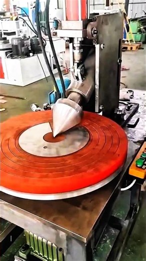Precision Metal Spinning Machine