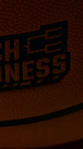 It’s bracket season at Gatsby’s 🏀🍸Join us for Battle of the Brackets tipping off March 17–22 with wall-to-wall games, craft cocktails, and prime seating. 📅 March 17 & 18 — First Four | Doors 4PM 📅 March 19–22 — Rounds 1 & 2 | Doors 11AM Book now with link in bio — no minimum spend required.