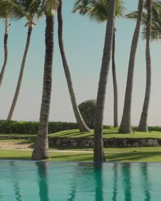 Your stay at JOIA Bavaro by Iberostar in 7 videos. Starting the day with beach yoga, having a quick swim in the pool, topping up that vitamin D, enjoying the sea breeze, eating great food and much much more. If you want your camera roll to look the same, start planning your next vacation in Punta Cana now. | Iberostar Beachfront Resorts