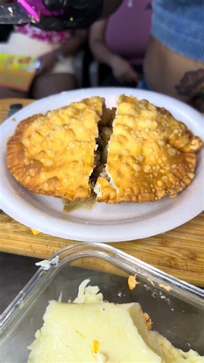 The most amazing empanadas #dlucyempanadas