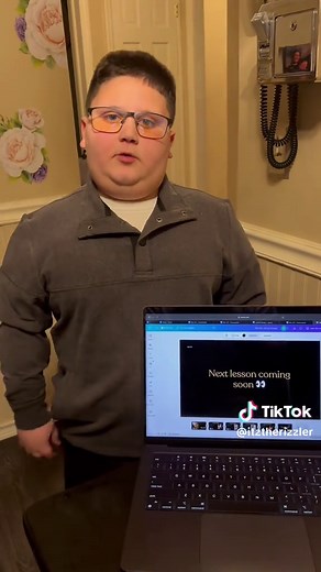 @Havea676 Canva's Chronically Online Mode is RIZZ Approved‼️🤫 #ad #canvachronicallyonline #canvapartner @Canva