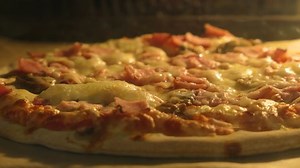 Time Lapse Cheese Pizza Cooking Oven Stock Footage Video (100% Royalty-free) 1077989522 | Shutterstock