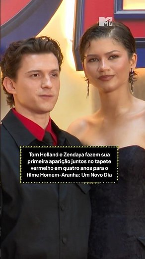 Tom Holland e Zendaya fazem aparição juntos após quatro anos no tapete vermelho | #MTVNews